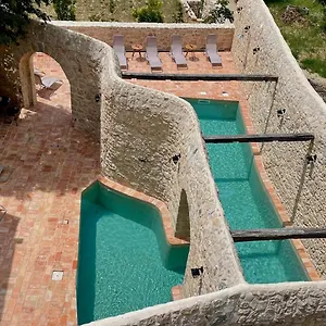 Balatura Hotel